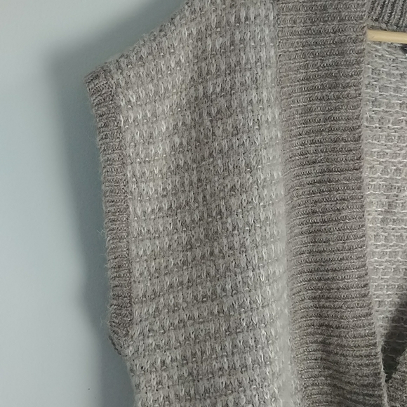 Russ Sweater Vest - Picture 2 of 6